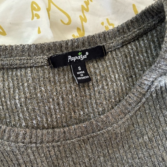 Papaya Forest Green Size Small Long Sleeve Top - Picture 7 of 10